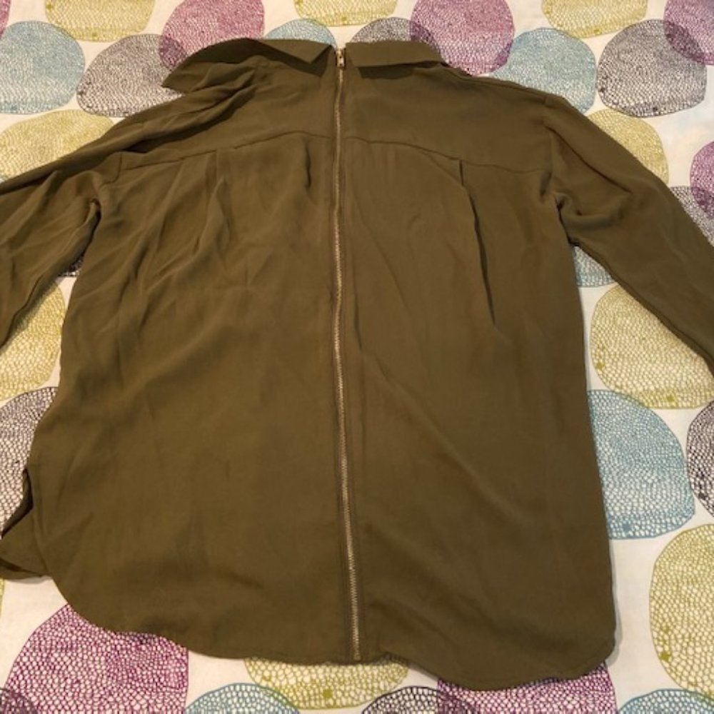 Blouse - Picture 2 of 2